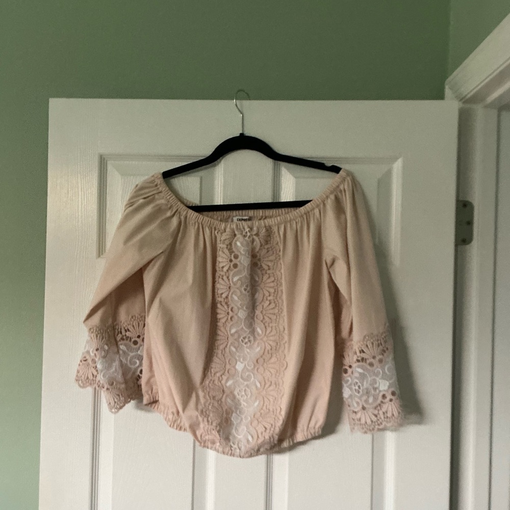 Off shoulder lace top